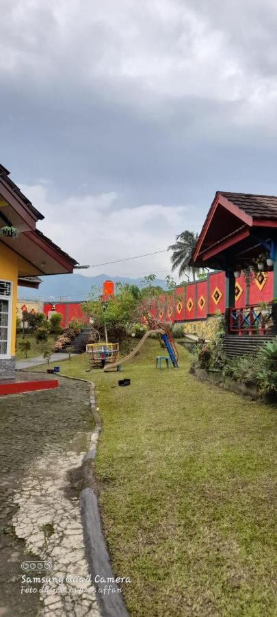 Villa Puspa 259 By Surganya Villa Puncak Esterno foto